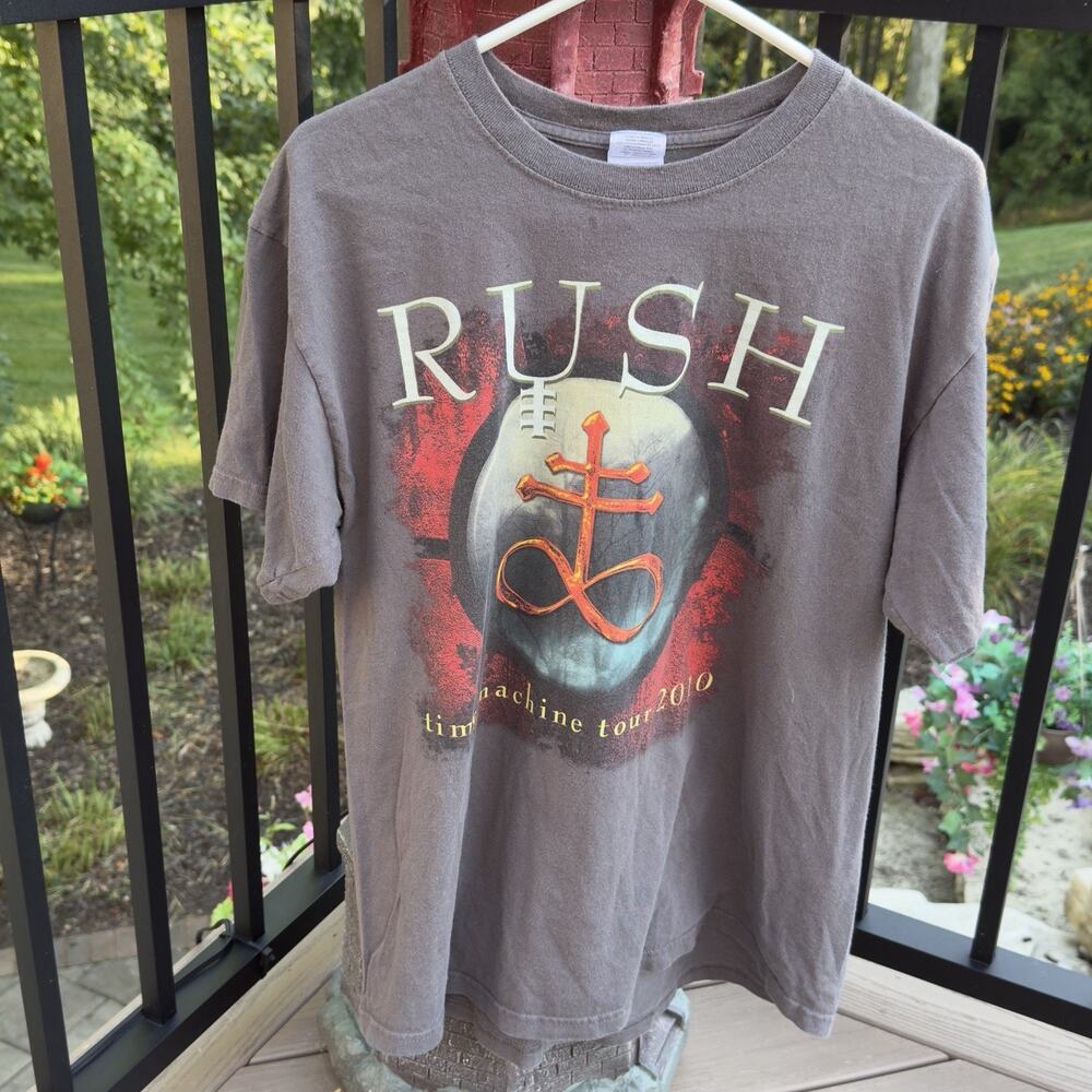 2010 Gildan Rush "Time Machine Tour" Concert T-Shirt Grey Large (216)